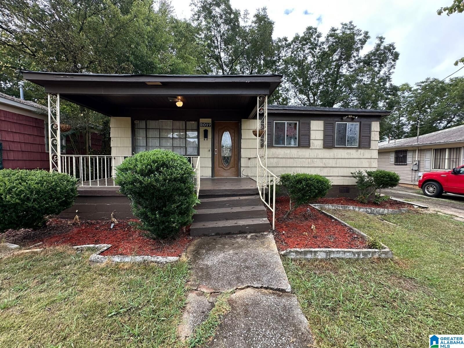 Property Photo: 2017 49th Street AL 35208