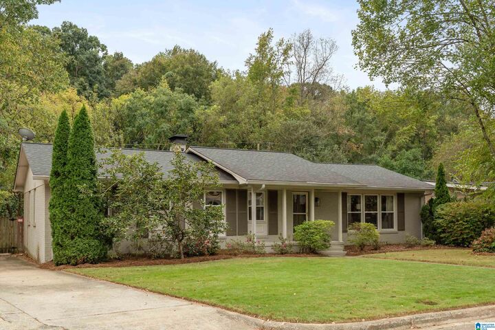 Property Photo: 4381 Mountaindale Road AL 35213