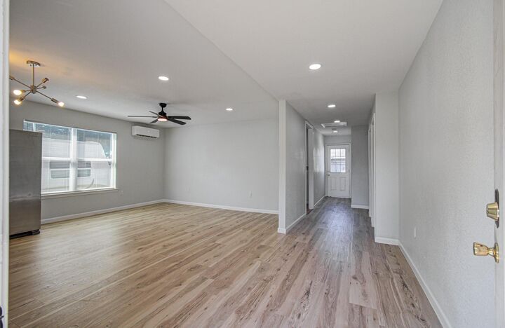 Property Photo: 401 Trichelle Street TX 77506