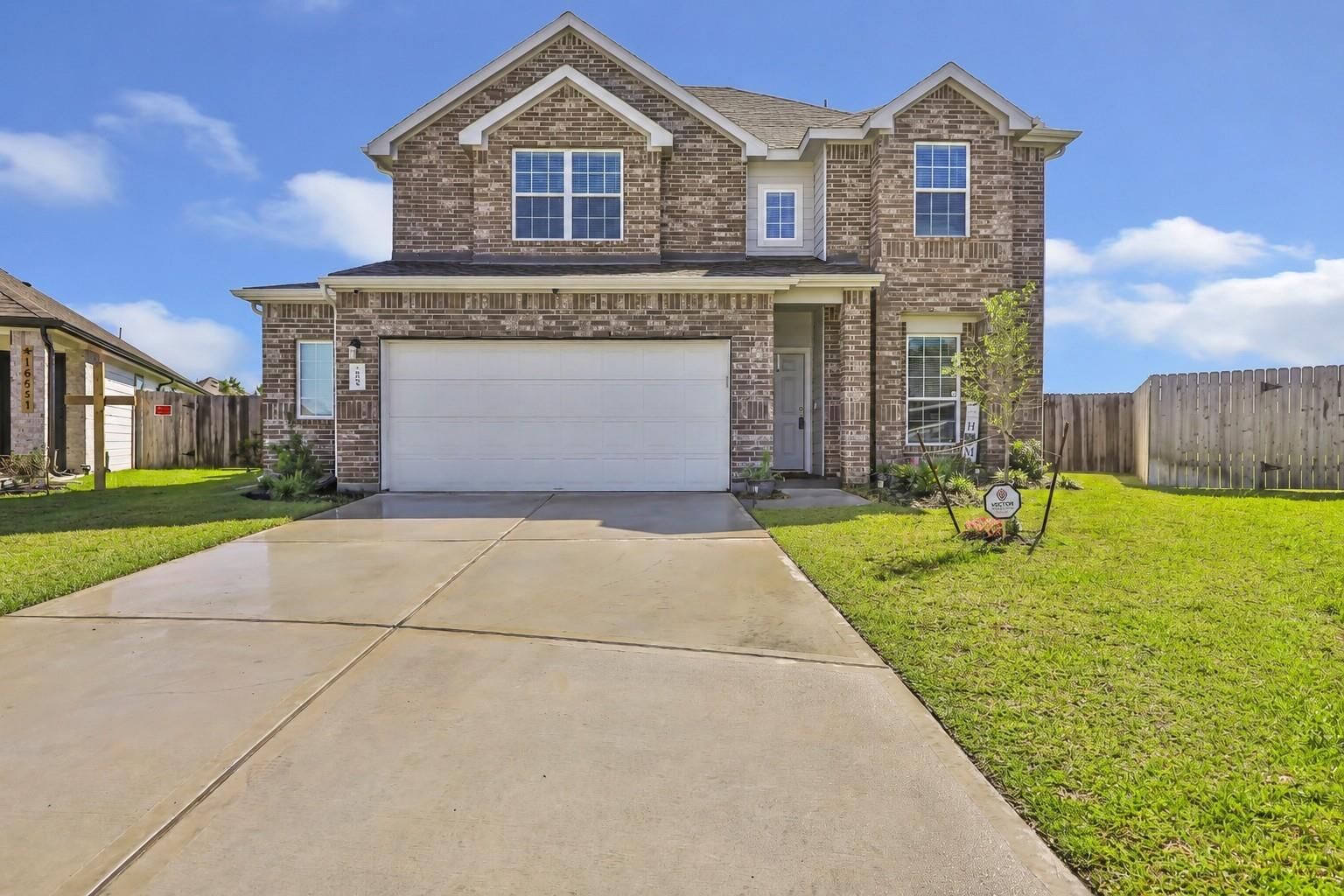 Property Photo:  16655 Olivewood Lane  TX 77302 