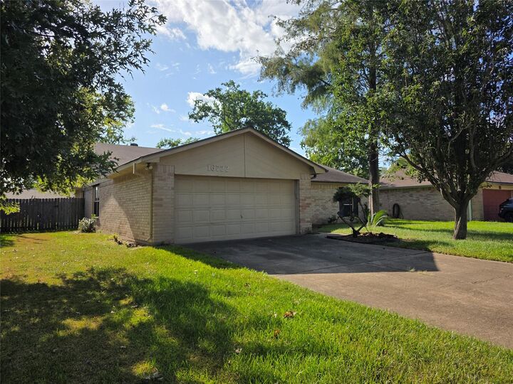 Property Photo:  16722 Ribbonridge Drive  TX 77498 