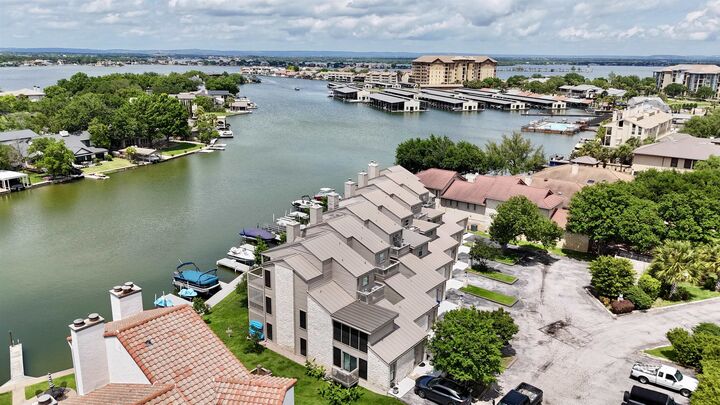 Property Photo:  604 Port  TX 78657 