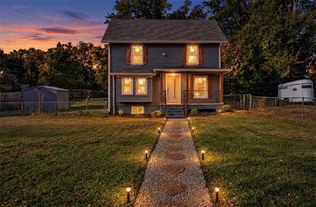 Property Photo:  3410 Barnett Avenue  KS 66102 