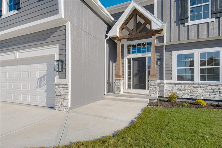 Property Photo:  8985 NE 99th Street  MO 64157 