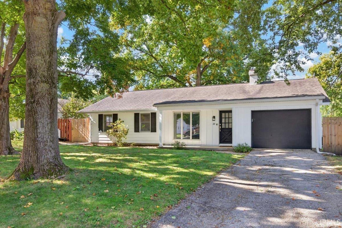 Property Photo:  20 Chesapeake Court  IN 47909 