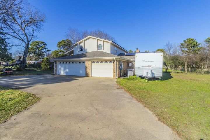 Property Photo: 10095 Texas 149 TX 75603