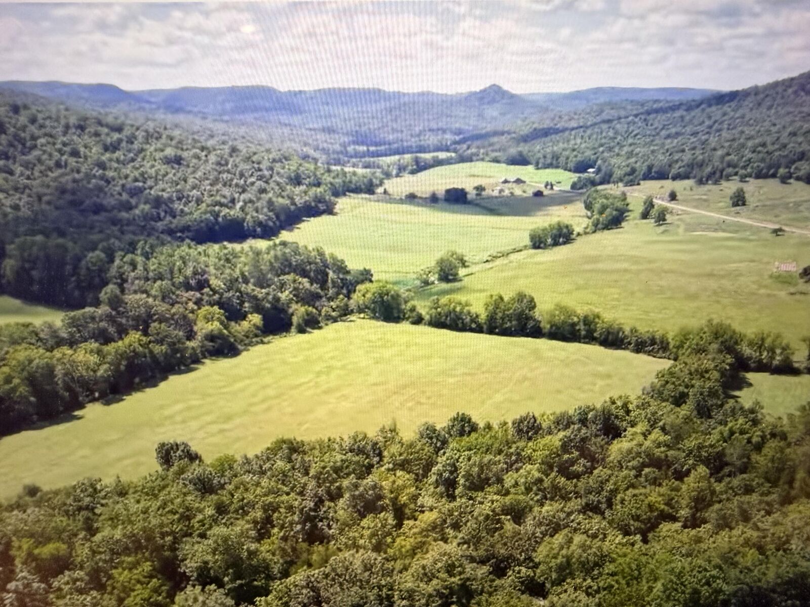 Property Photo:  900 Parmleysville Road  KY 42633 