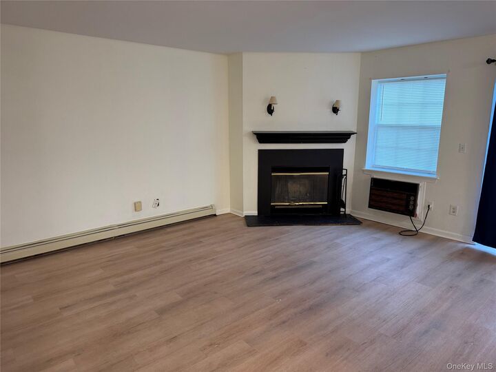Property Photo:  23 Lexington Hill 2  NY 10926 