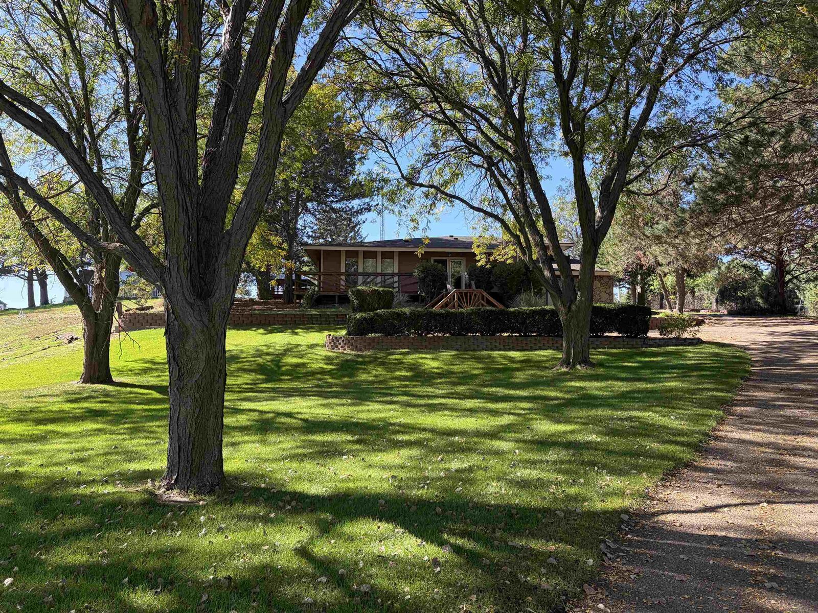 Property Photo: 118 S Maloney Dr. NE 69101