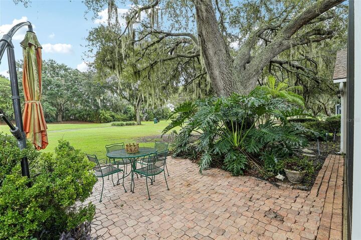 Property Photo:  460 Loma Paseo Drive  FL 32159 