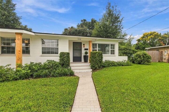 Property Photo: 7040 Lake Drive FL 32809