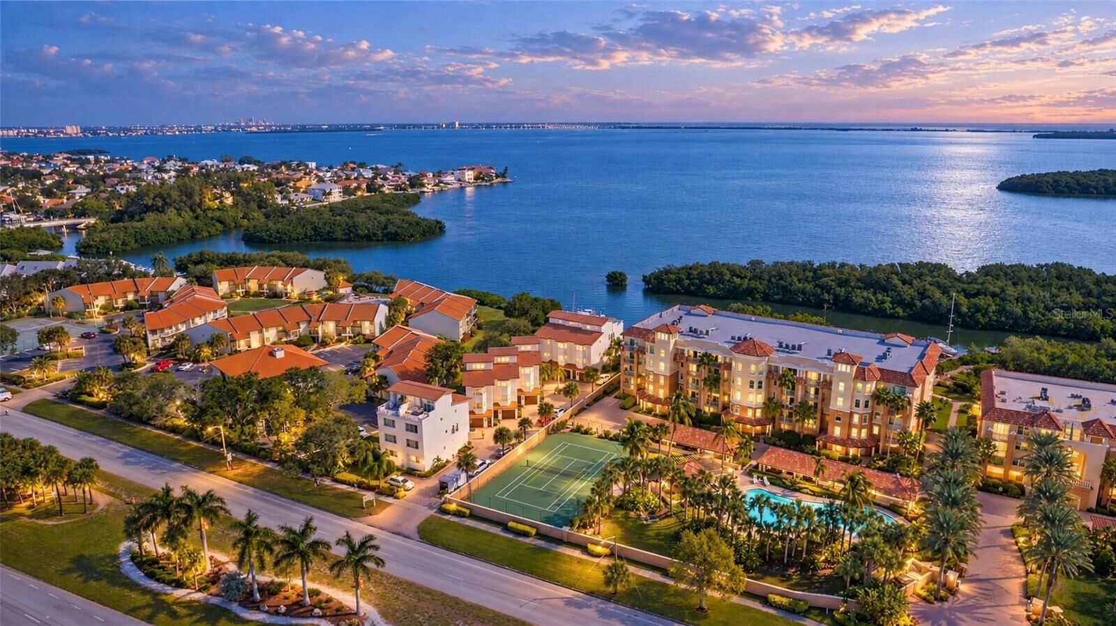 Property Photo:  1585 Pinellas Bayway S  FL 33715 