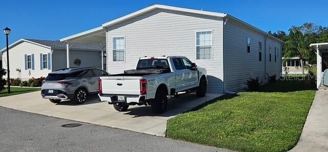 Property Photo:  5652 Holiday Park Boulevard  FL 34287 