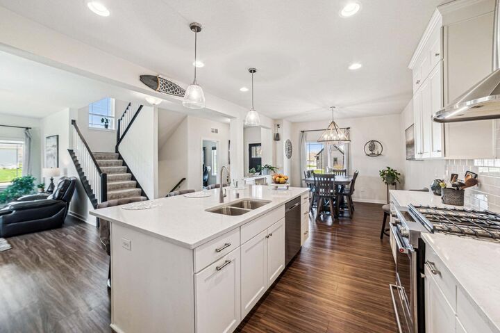 Property Photo:  10875 N Tartan Ct  WI 53097 