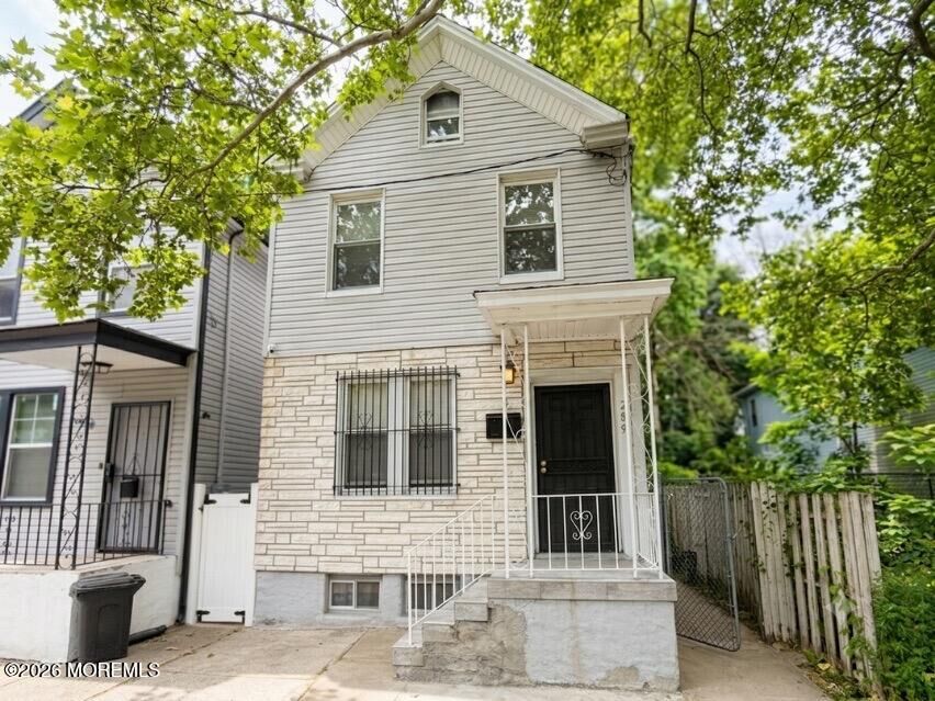 Property Photo:  289 Rose Street  NJ 07108 