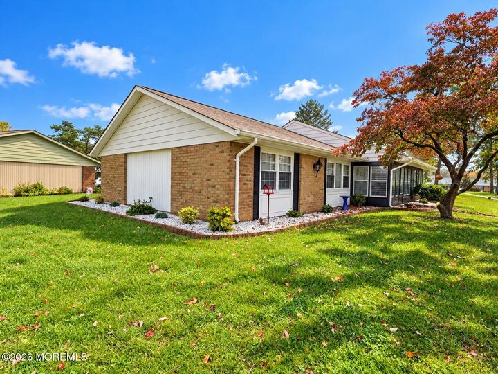 Property Photo: 7A Yorkshire Court NJ 08759
