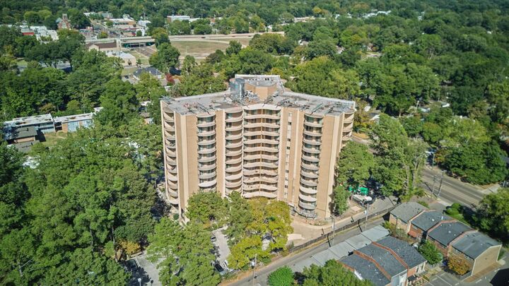 Property Photo:  475 N Highland St 7M  TN 38122 