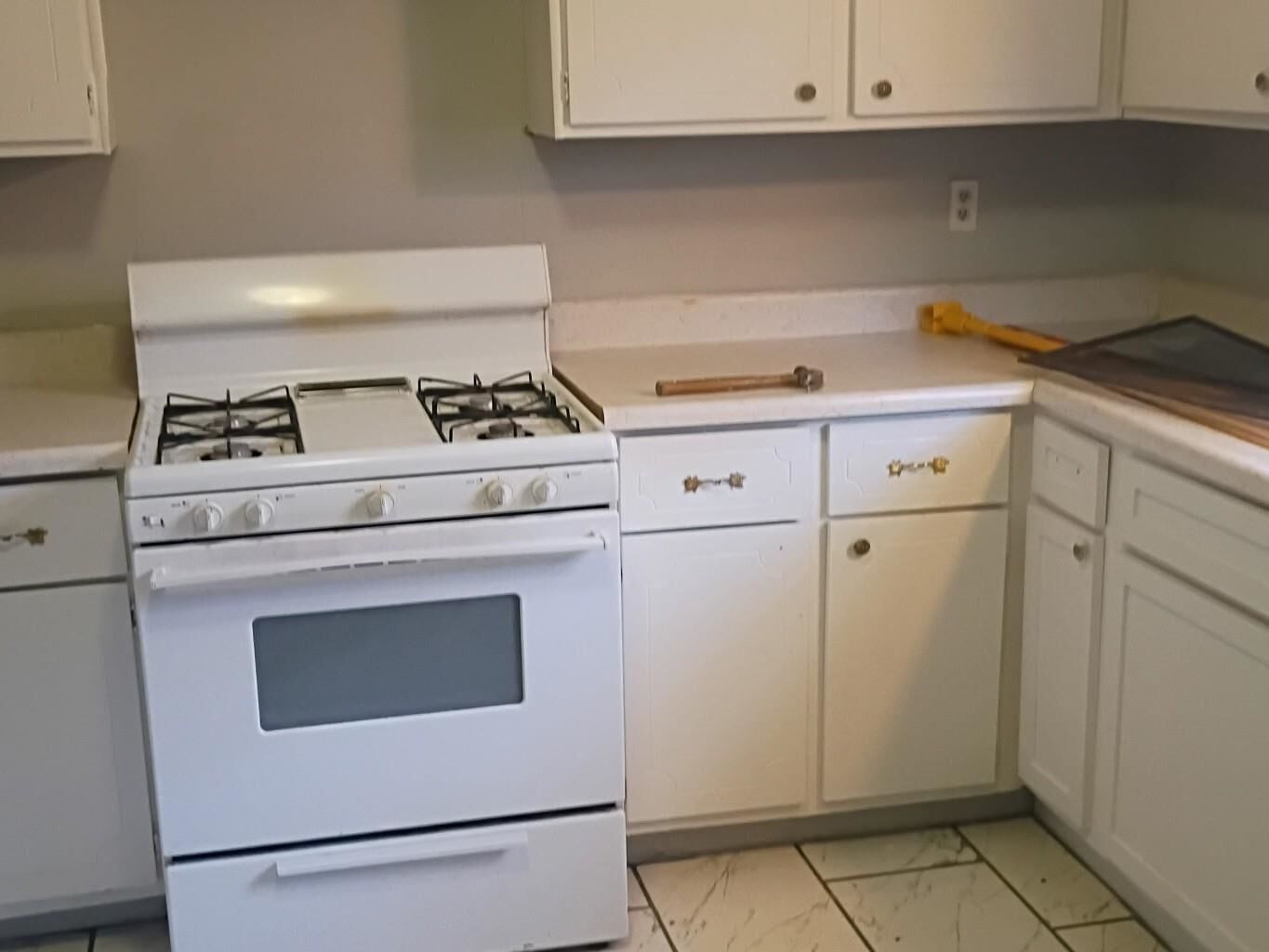 Property Photo: 3211 Thirteen Colony Mall 3A TN 38115