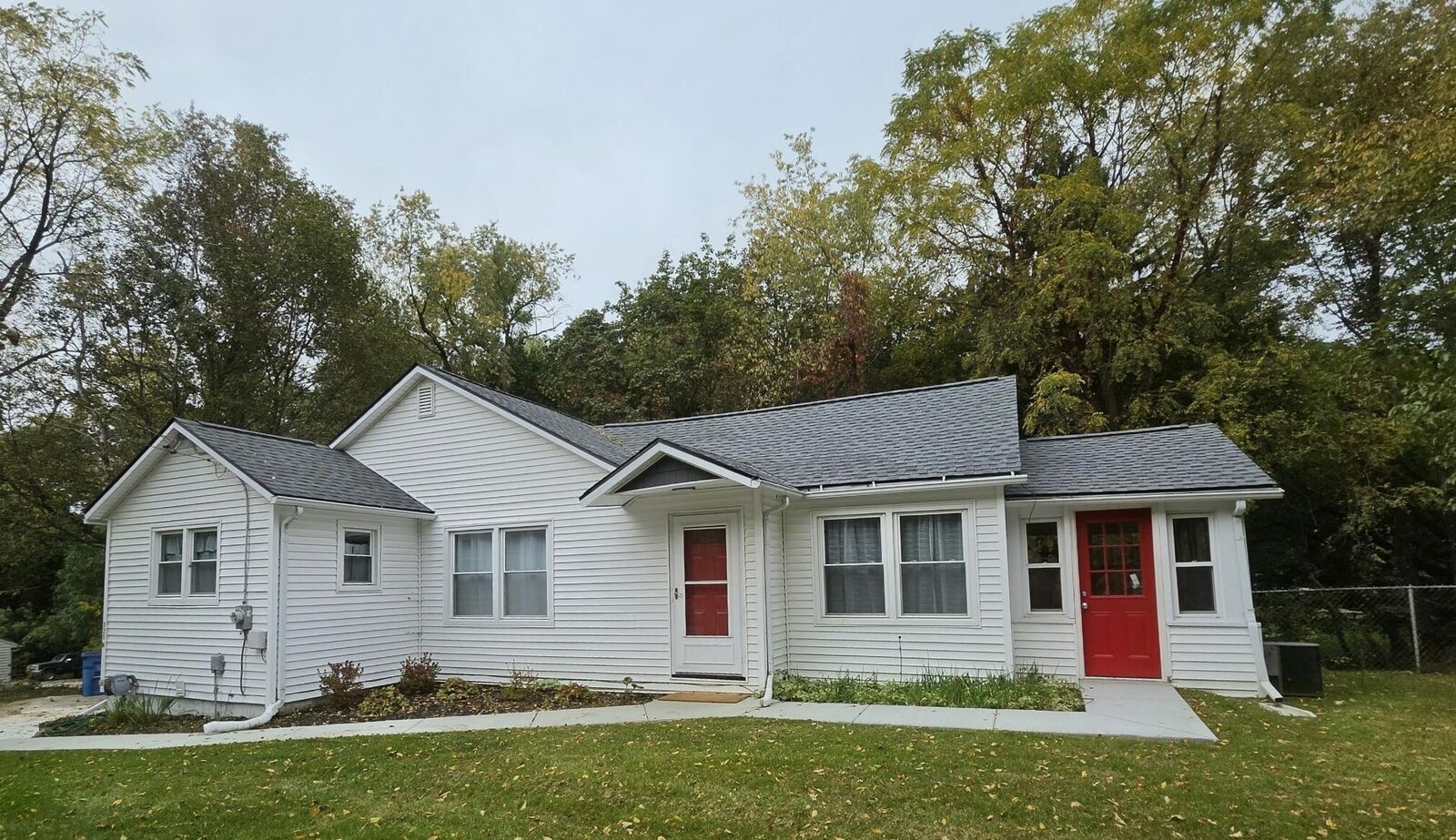 Property Photo:  325 N Kendall Avenue  MI 49006 