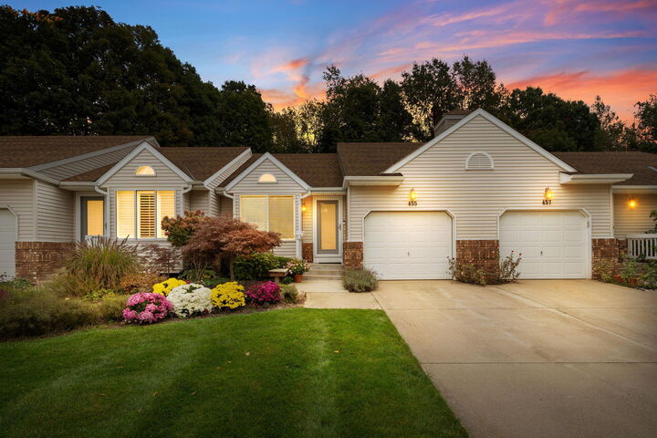 Property Photo: 455 Amity Street MI 49406