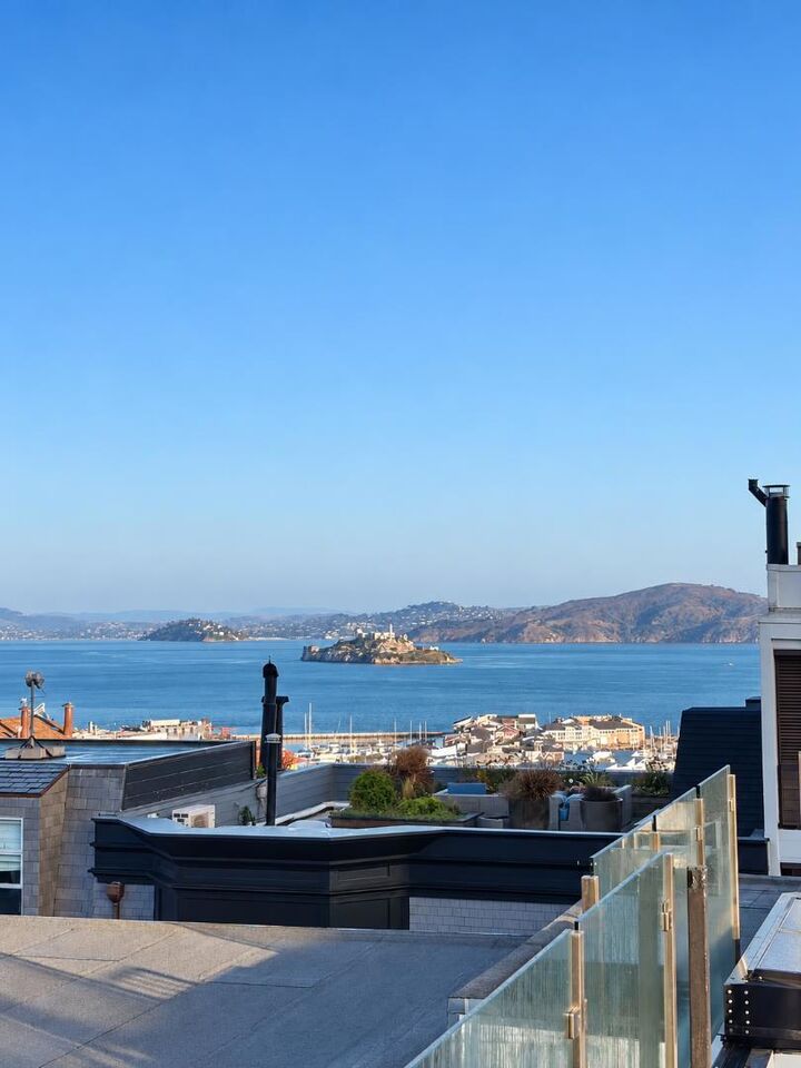 Property Photo:  312 Lombard Street A  CA 94133 