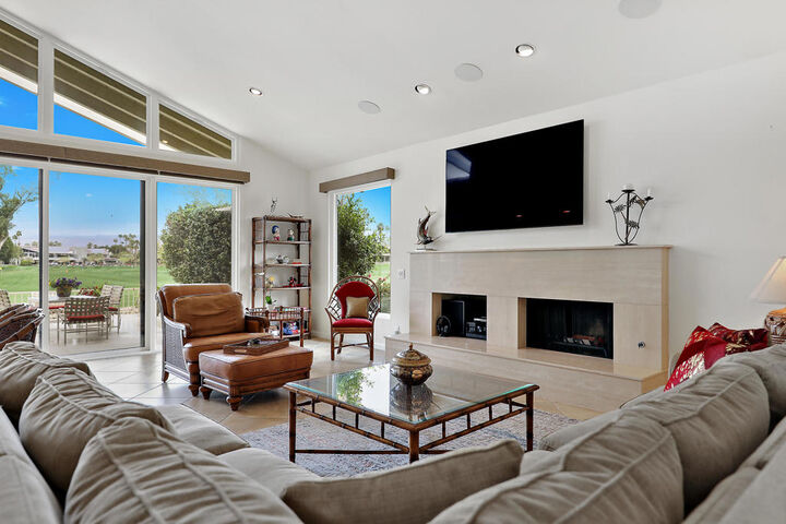 Property Photo:  158 Running Springs Drive  CA 92211 