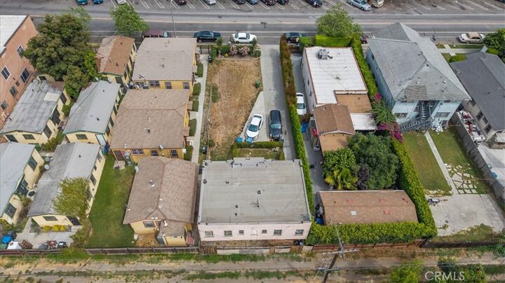 Property Photo:  5429 2nd  CA 90043 