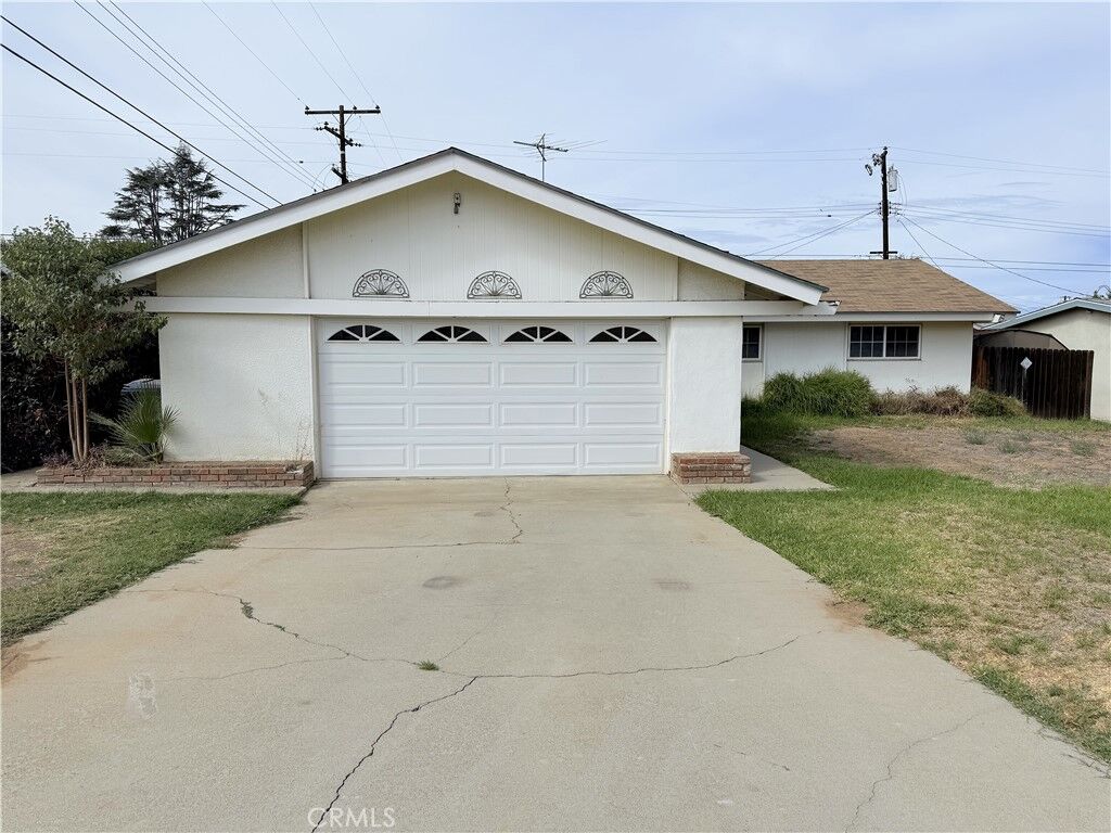 Property Photo:  215 Ryan  CA 92374 
