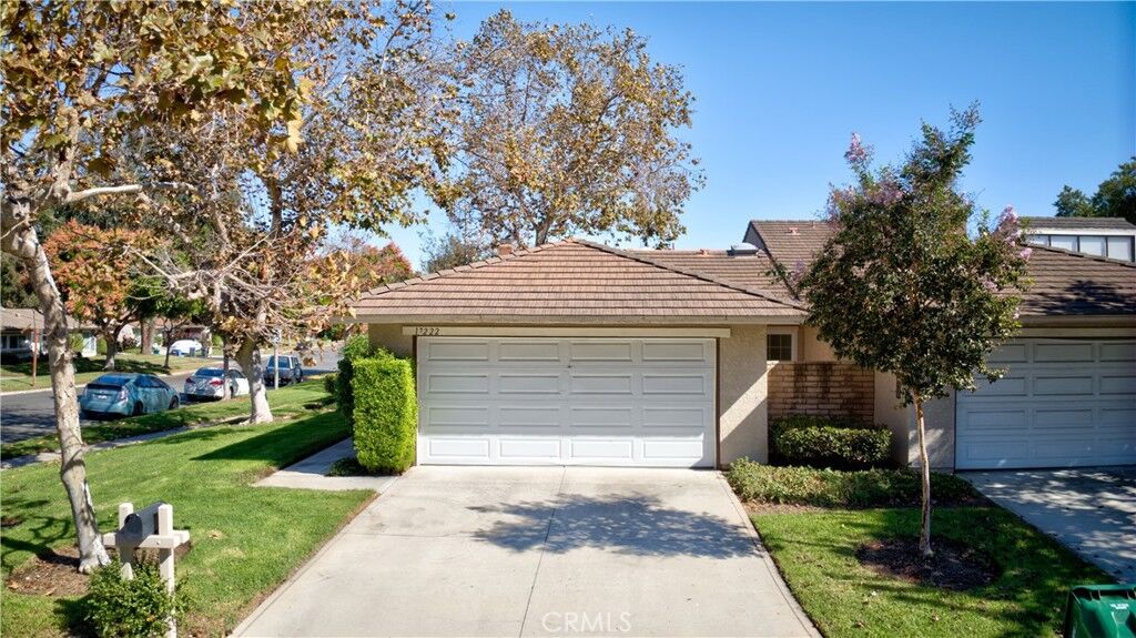 Property Photo: 17222 Citron CA 92612