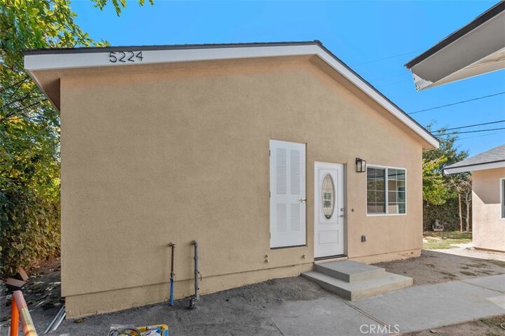 Property Photo: 5224 Auburn Cir CA 92683