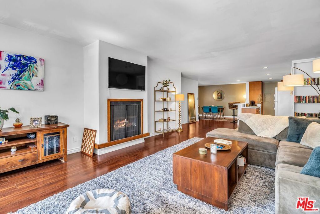 Property Photo:  6151 Orange Street 119  CA 90048 