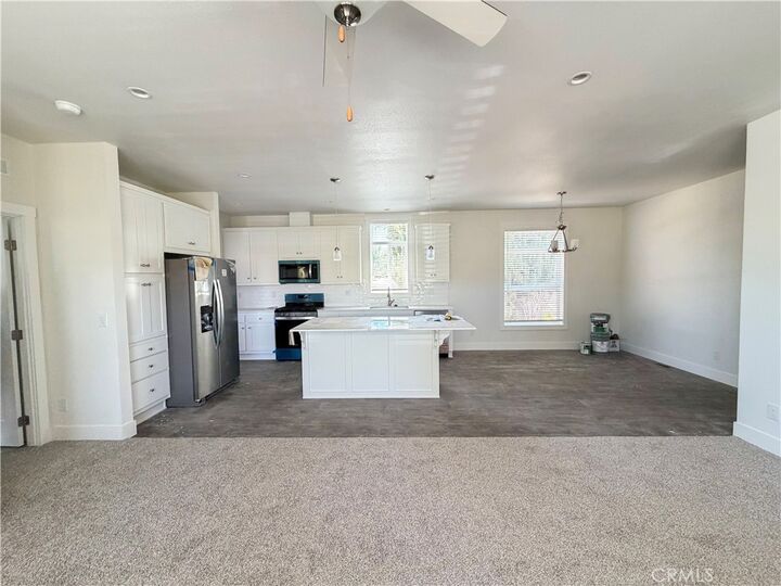 Property Photo: 9278 N Highway 101 38 CA 93440