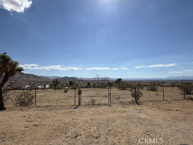 Property Photo:  4360135 Cuyama Road  CA 92307 