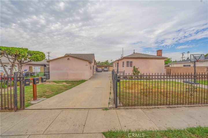 Property Photo:  6631 El Selinda Avenue  CA 90201 