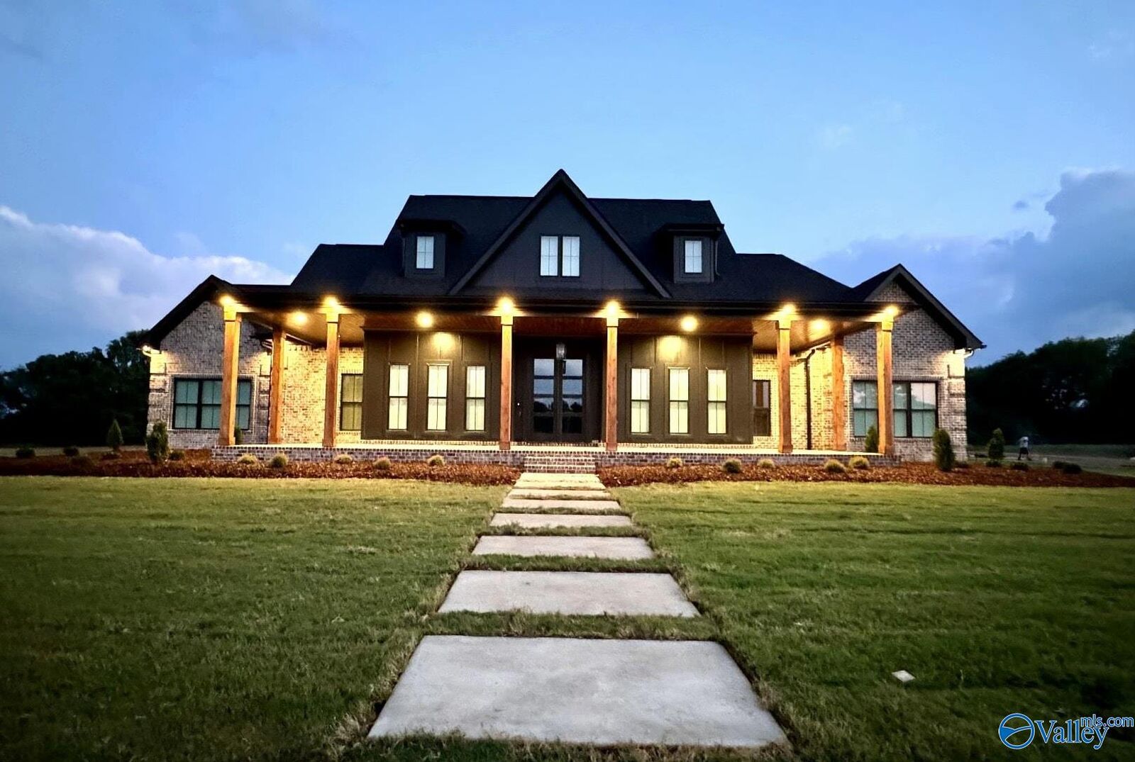 Property Photo: 20692 Jeremiah Lane AL 35611