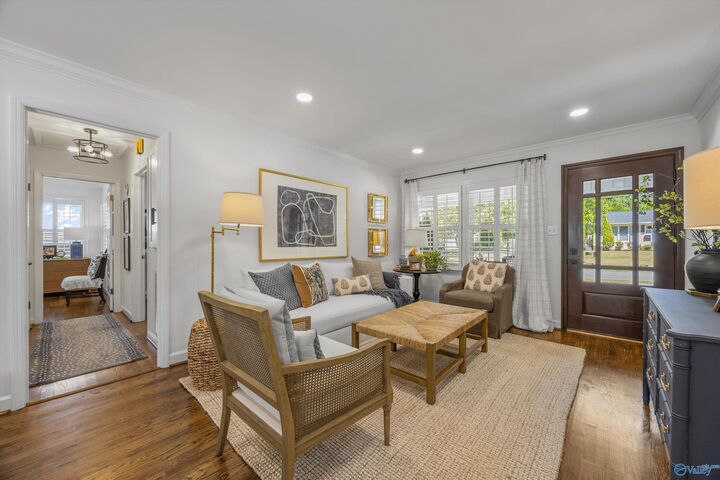 Property Photo: 121 Wingate Avenue SW AL 35801