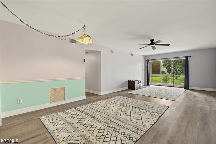 Property Photo:  928 SE 46th Street 1A  FL 33904 