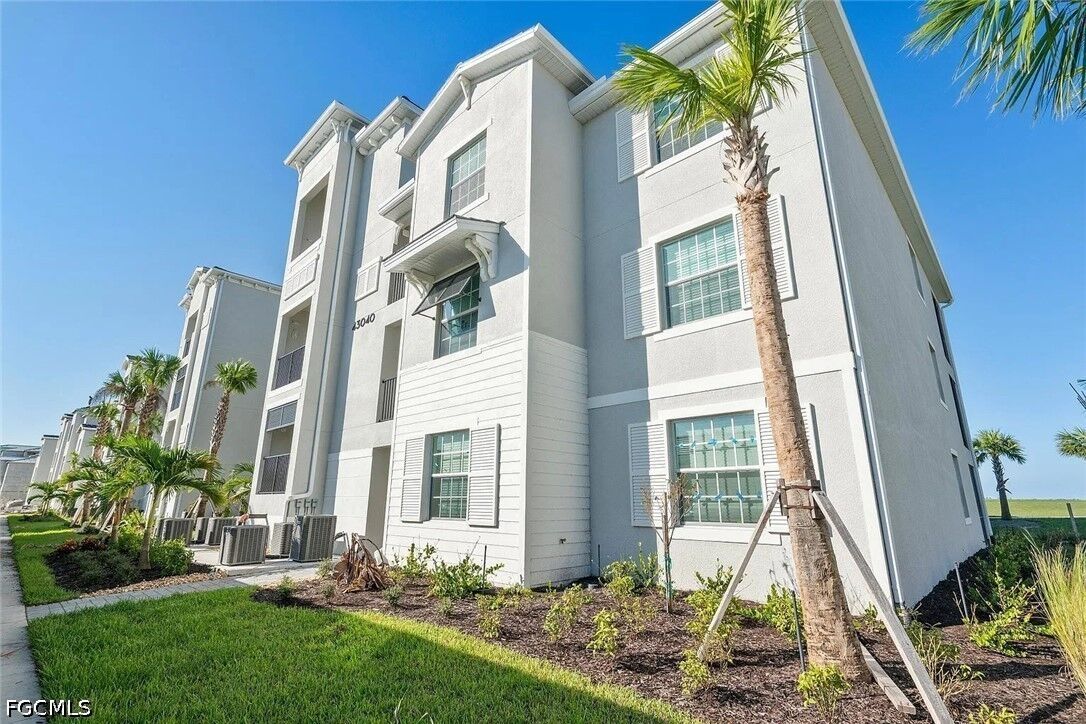Property Photo:  43040 Greenway Boulevard 538  FL 33982 