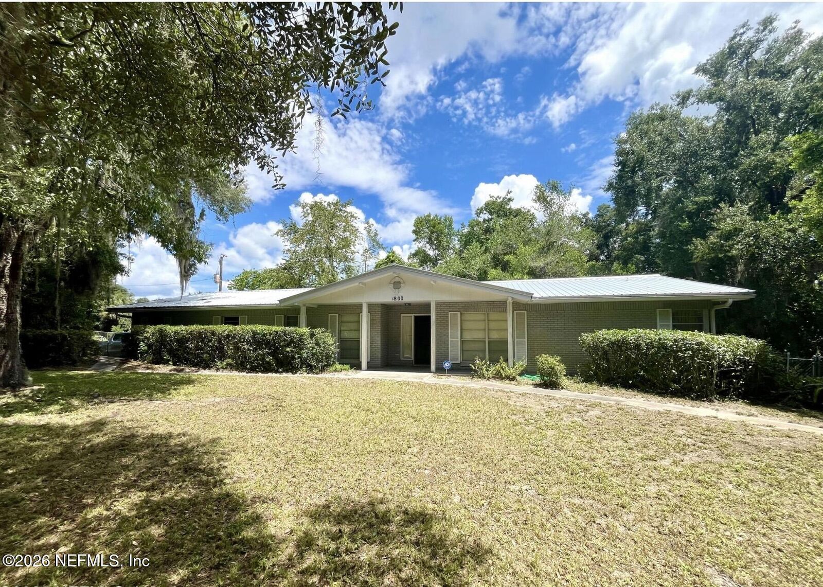 Property Photo:  1800 Laurel Street  FL 32177 