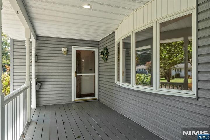 Property Photo:  87 Calumet Avenue  NJ 07436 