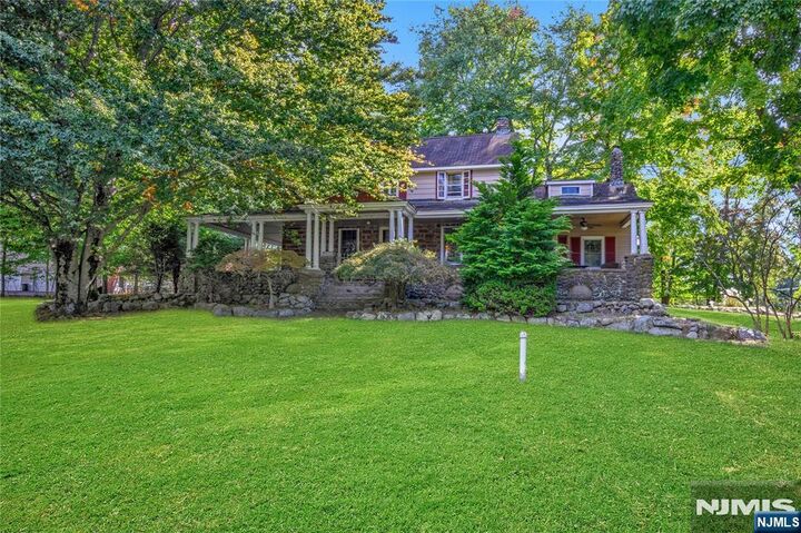 Property Photo:  124 Rivervale Road  NJ 07656 