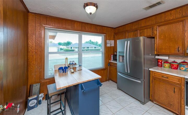 Property Photo:  518 Yale Place  LA 71111 