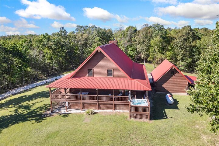 Property Photo:  2852 Madison  Cr 2590  AR 72742 