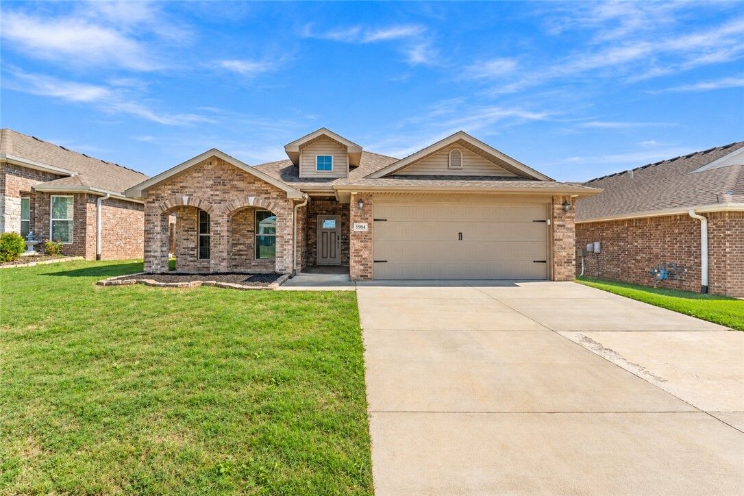 Property Photo: 5904 NW Sherman Street AR 72713