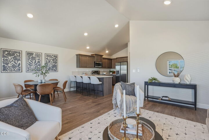 Property Photo: 3996 SW Obsidian Place 138 OR 97756