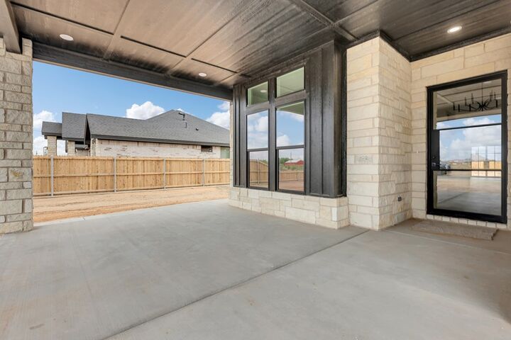 Property Photo: 1045 Aztec Ave TX 79764