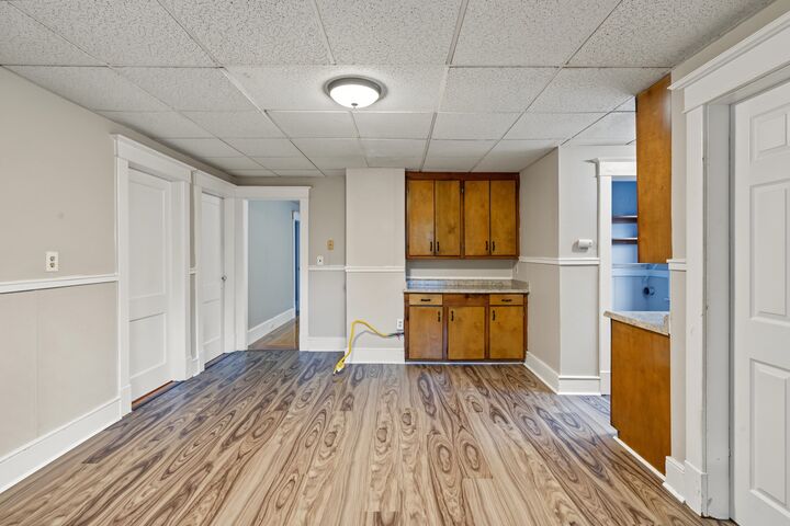 Property Photo:  906 Main St 2  MA 01040 