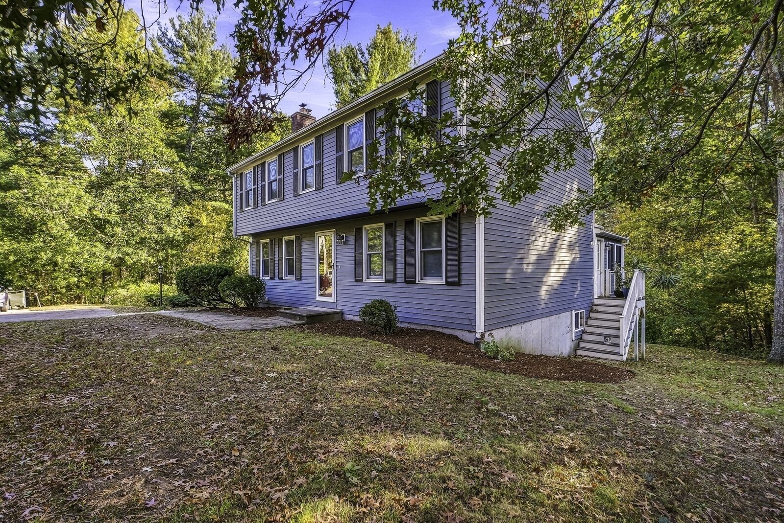 Property Photo:  565 Hartford Ave E  MA 01569 