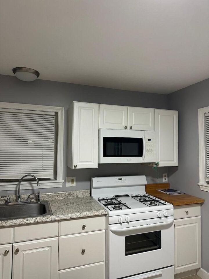 Property Photo: 6 West St 1 MA 02093