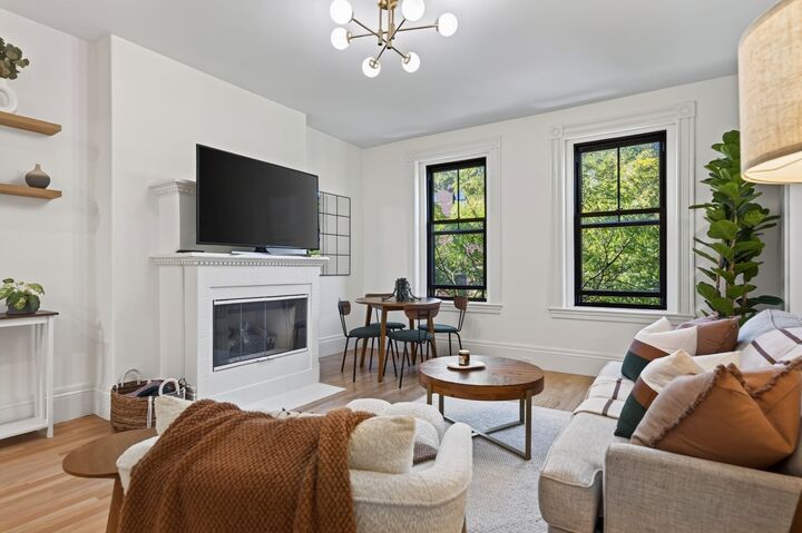 Property Photo:  274-276A Shawmut Ave 3  MA 02118 